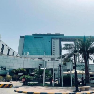 27- فندق هوليداي إن 27- فندق هوليداي إن